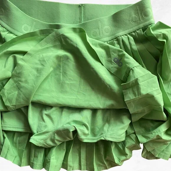 ALO Aces Tennis Skirt in Green Apple - Picture 7 of 7